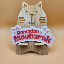Charger l&#39;image dans la galerie, Sticker &quot;Ramadan Mubarak&quot; avec Cœurs | Kawaii Muslim
