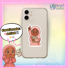 Charger l&#39;image dans la galerie, 📖🧕 &quot;Il n’y a de divinité qu’Allah&quot; – Le sticker qui élève le cœur vers l’Essentiel ☝️🌙
