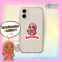 Charger l&#39;image dans la galerie, 🍬🧕 &quot;Bismillah avant les douceurs&quot; – Le sticker qui allie gourmandise et spiritualité 💗🍫

